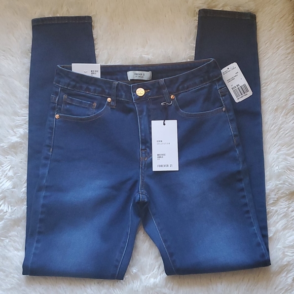 Forever 21 Mid Rise Ankle Fit  Size 27 - Picture 3 of 12